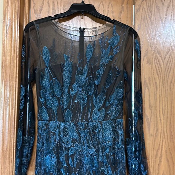 Party dress - Picture 1 of 3